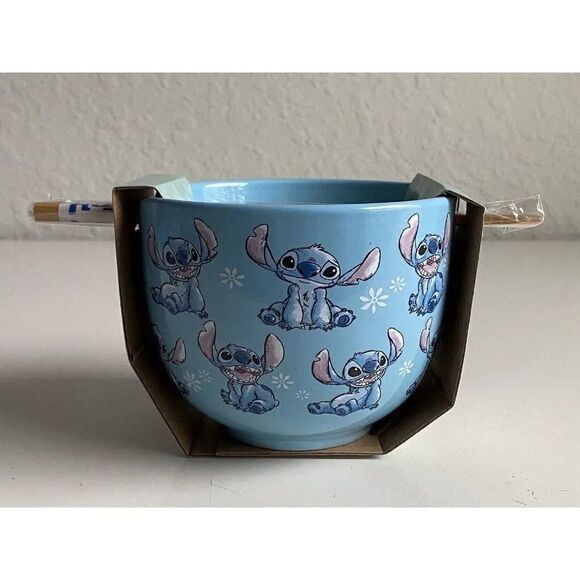 Disney Lilo And Stitch Floral  Ramen Ceramic Bowl With Chopsticks 20 Oz NEW - Picture 2 of 10